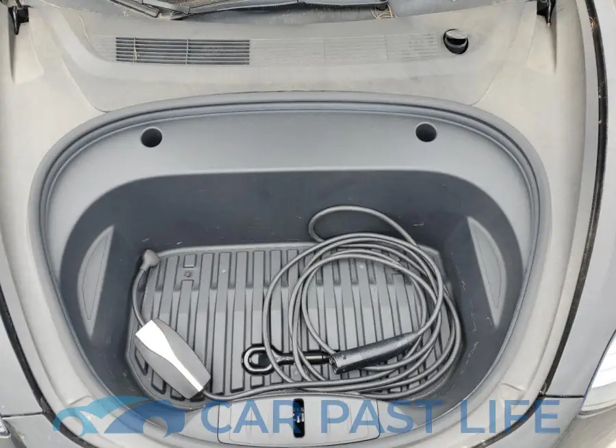 5YJ3E1EA4NF114680# 11