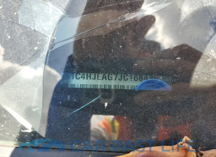 1C4RJEAG7JC168425# 12