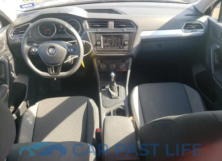 3VV1B7AX4KM182080# 8
