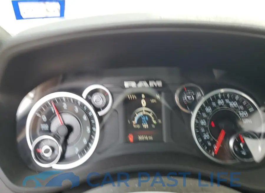 3C6UR5CJ9NG109477# 9