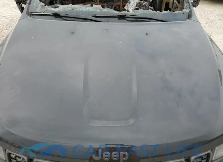 1C4RJFCG3JC118043# 10
