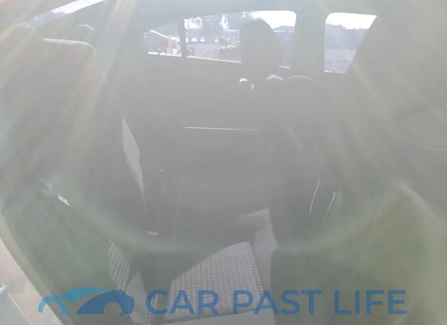 2C3CDXGJ9LH252035# 10