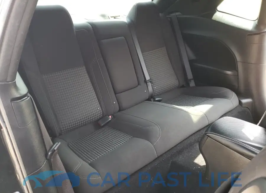 2C3CDZAG1LH103594# 10