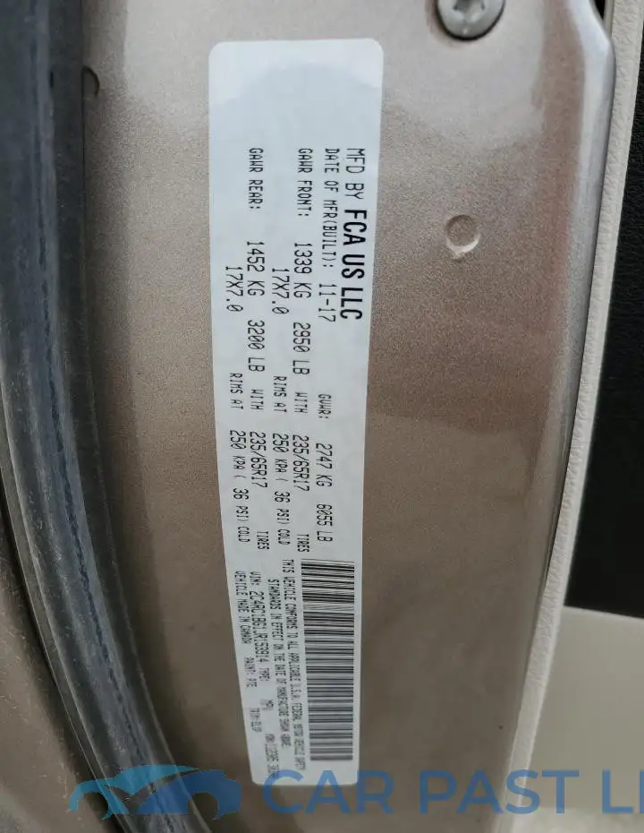 2C4RC1BG1JR153914# 13
