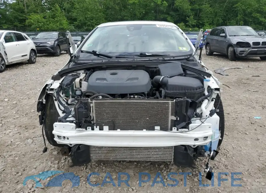 LYV402TK7HB130138# 5