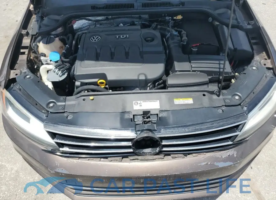 3VWLA7AJ8FM303153# 11