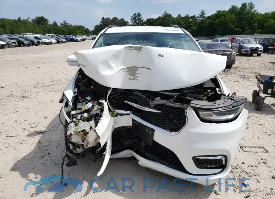 2C4RC1BG2NR178942# 5