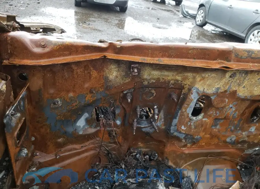 2C4RC1S77NR107462# 9