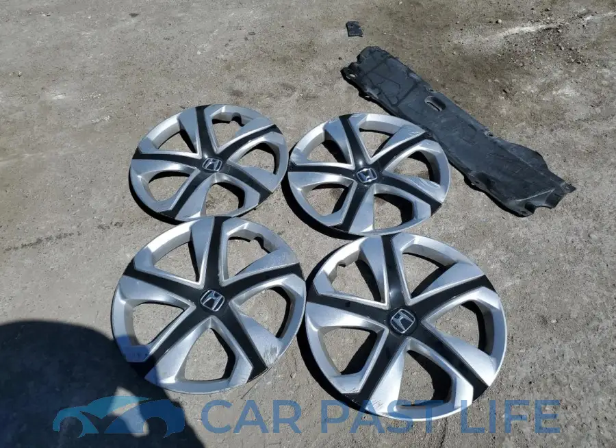 19XFC2F56GE017824# 12
