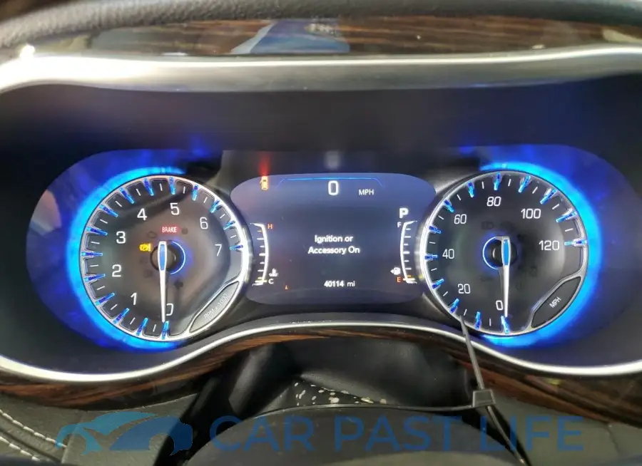 2C4RC1GG3NR111632# 9