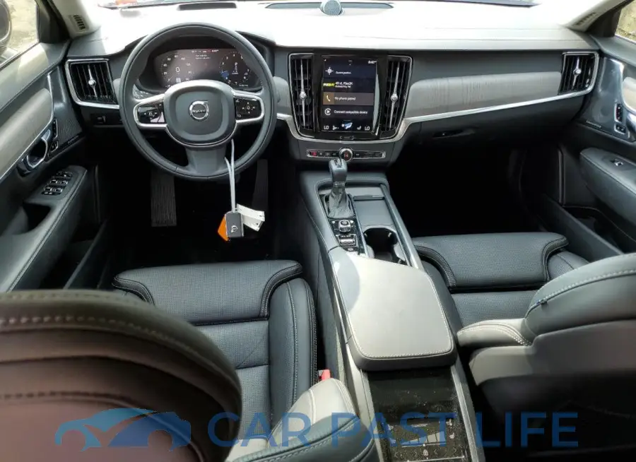 LVYA22ML4MP195086# 8