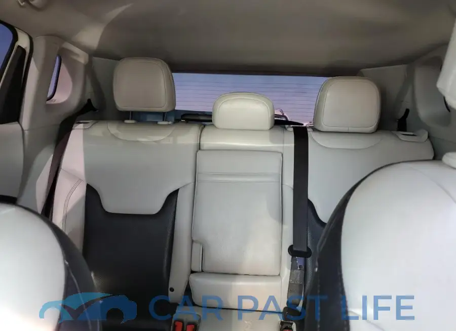 3C4NJCCBXJT406647# 10