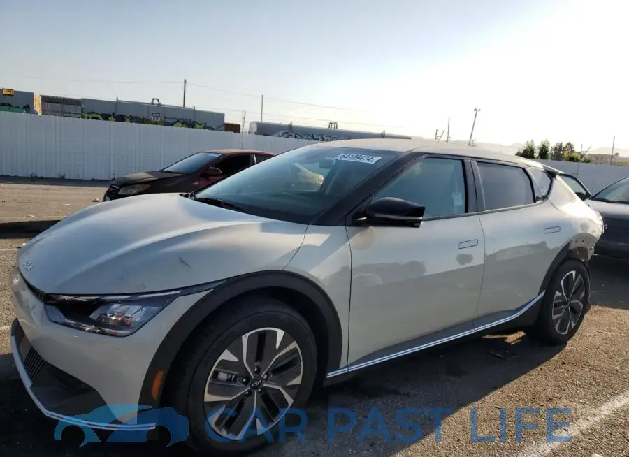 KNDC34LA9R5175315# 1