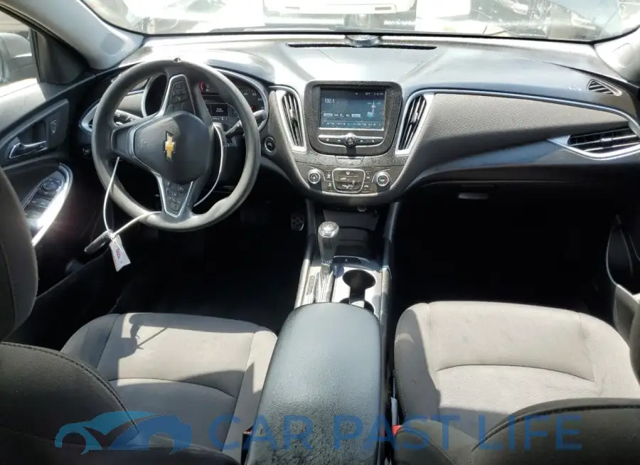 1G1ZB5ST1JF161048# 8