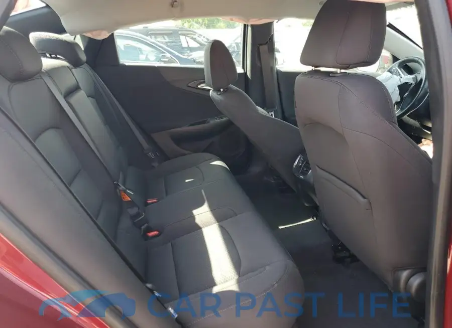 1G1ZD5ST4JF104319# 10