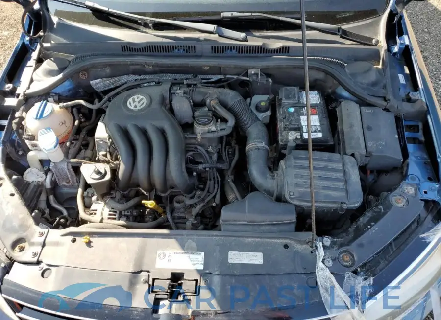 3VW1K7AJ9FM424133# 11