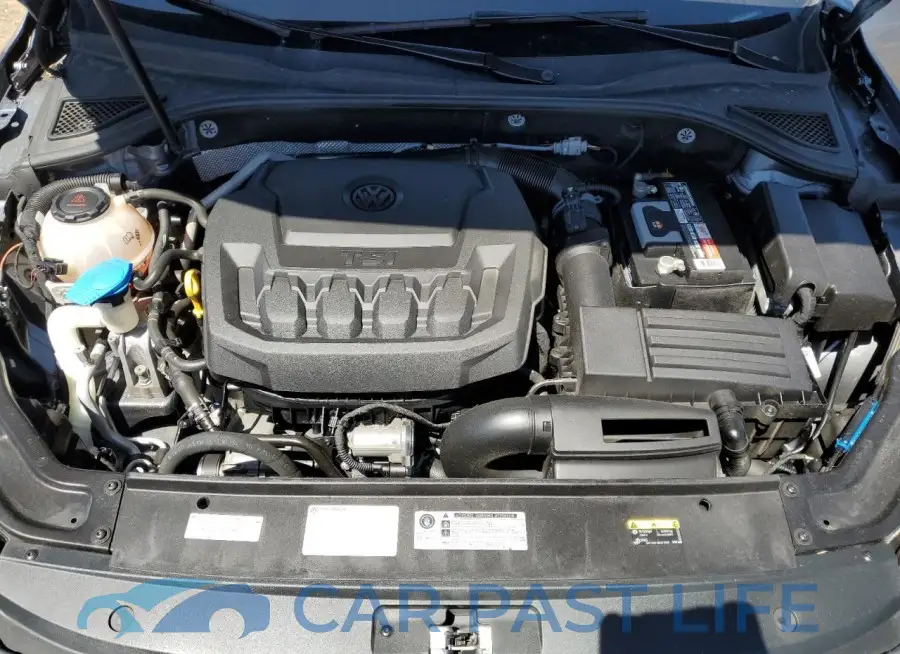 1VWCA7A35JC048599# 11