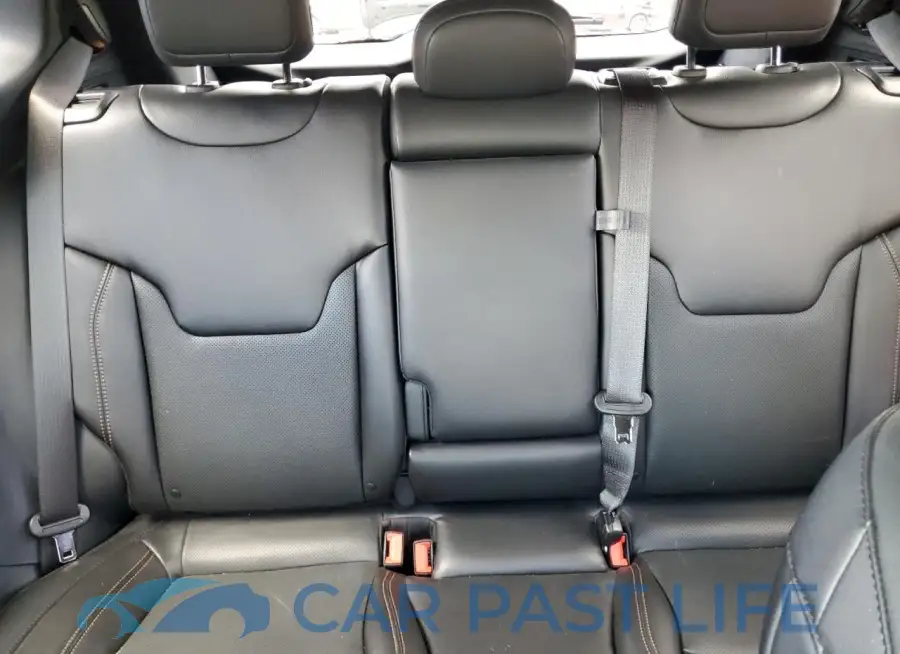 3C4NJDCN9PT551073# 10