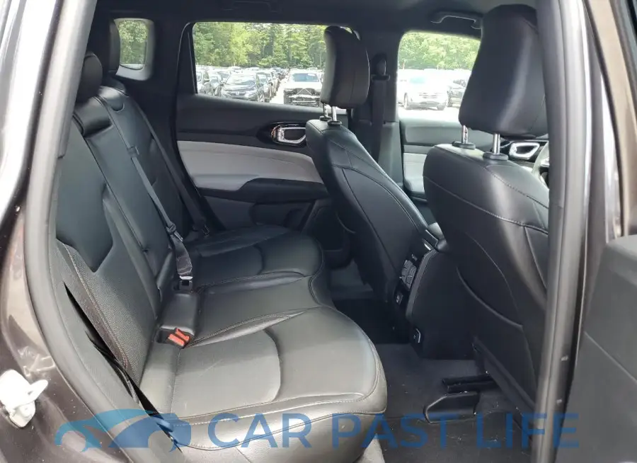 3C4NJDCN9PT551073# 11