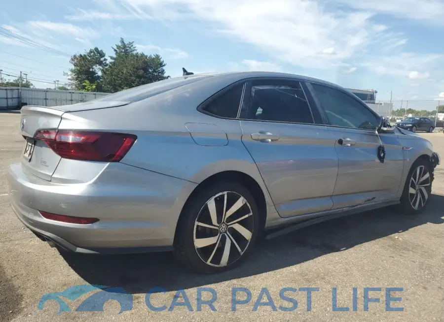 3VW5T7BU6MM012319# 3