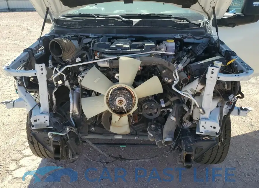 3C6UR5DL7RG156383# 11