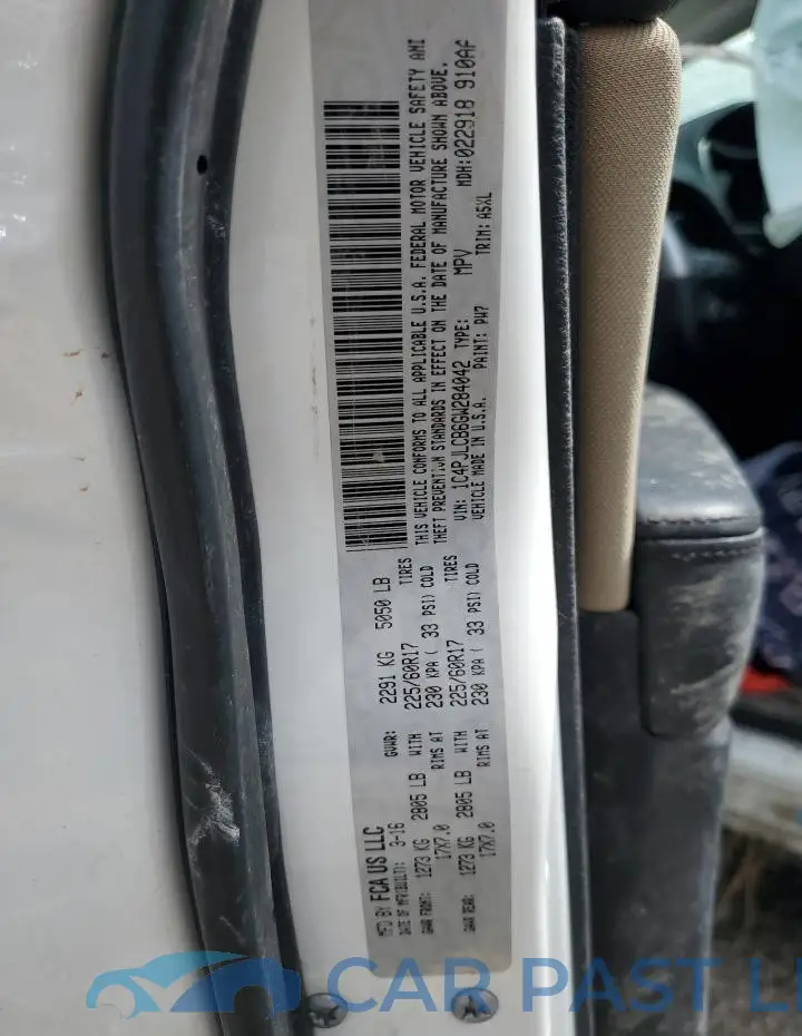 1C4PJLCB6GW284042# 13