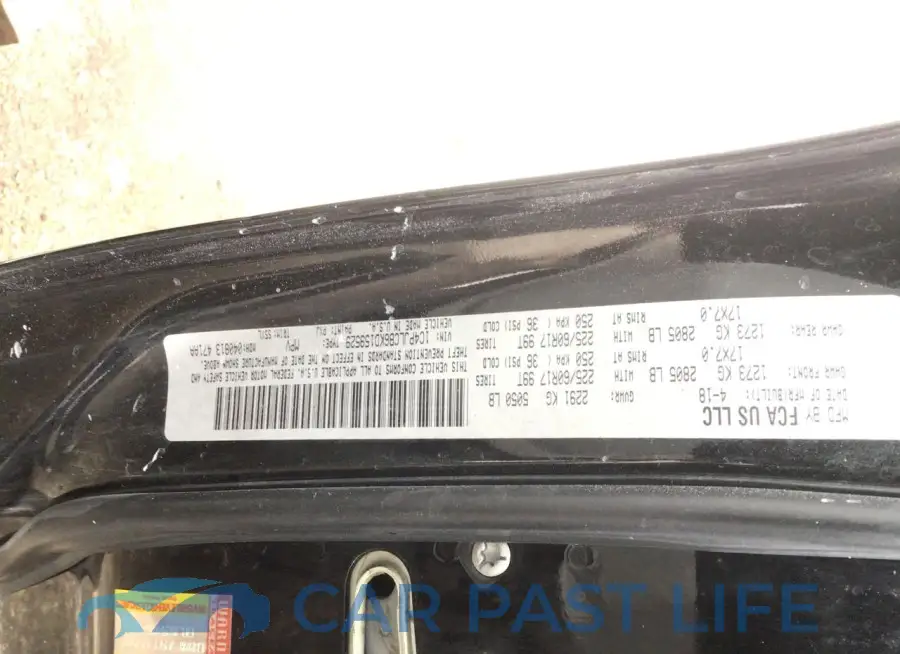 1C4PJLCB6KD159529# 10