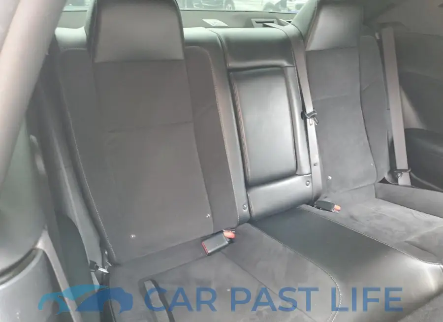 2C3CDZFJ4MH513358# 10