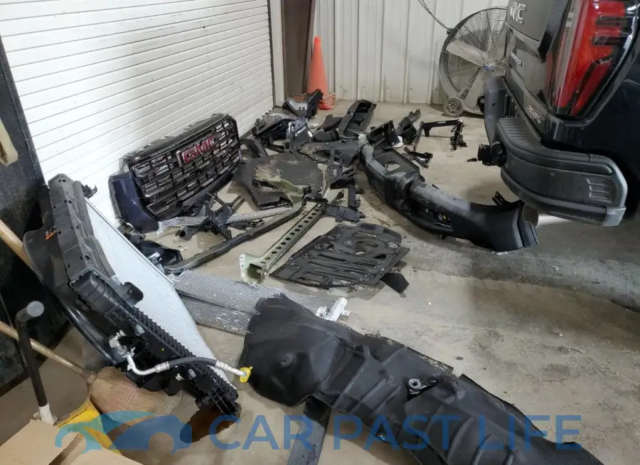 1GT49ZEY4RF422213# 12