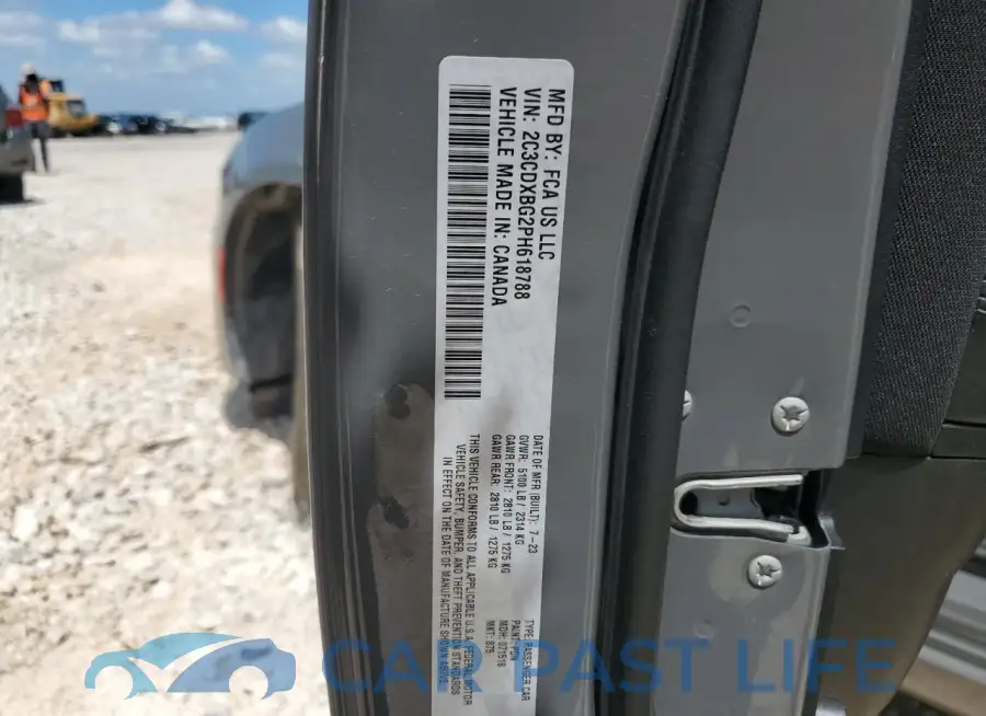 2C3CDXBG2PH618788# 12