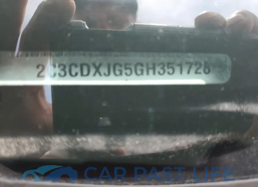 2C3CDXJG5GH351728# 12