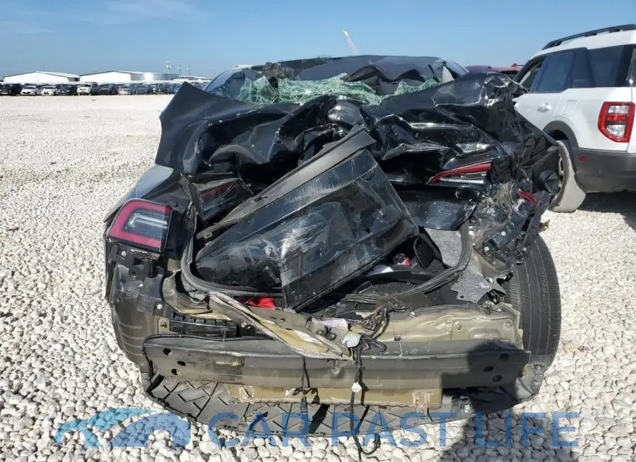 5YJ3E1EA9JF172830# 6