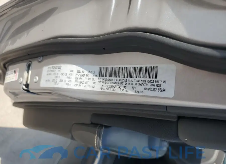 1C4PJLCB5HW613749# 12