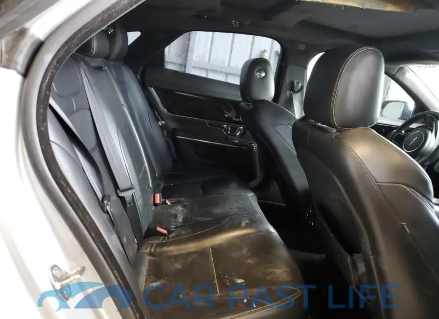 SAJWA1CZ1F8V89918# 10