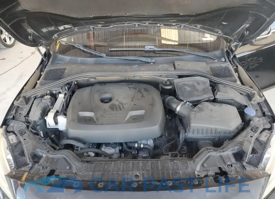 YV126MFK8G2409752# 11