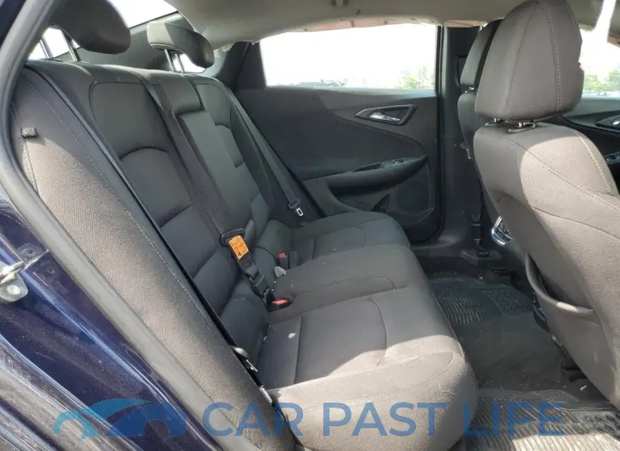 1G1ZD5ST9JF174303# 10