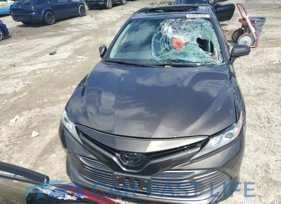 4T1B11HKXKU730586# 5