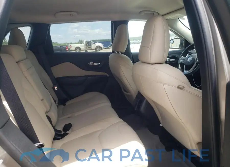 1C4PJMCS4GW270193# 10