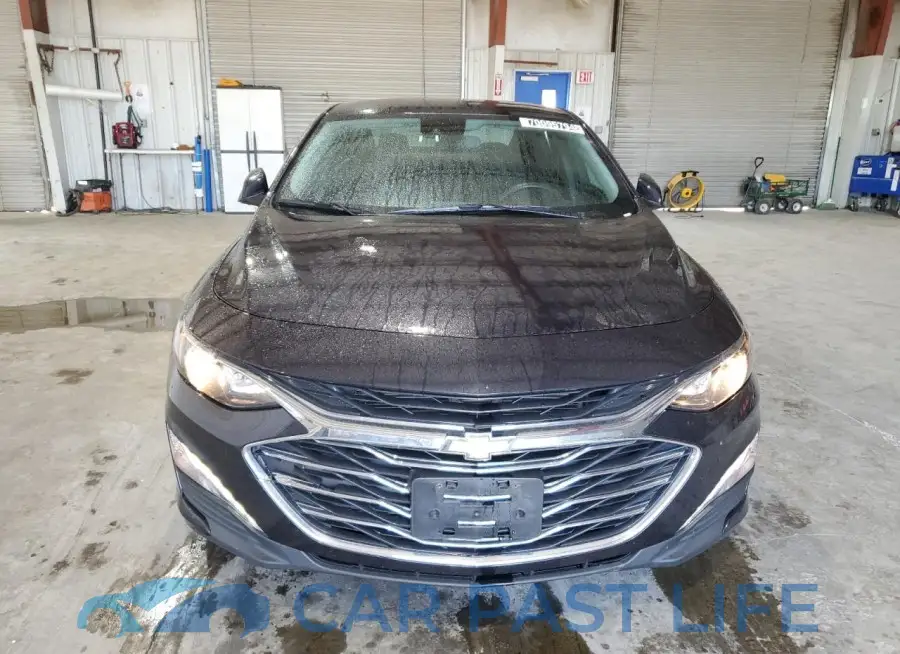 1G1ZD5ST4PF210827# 5
