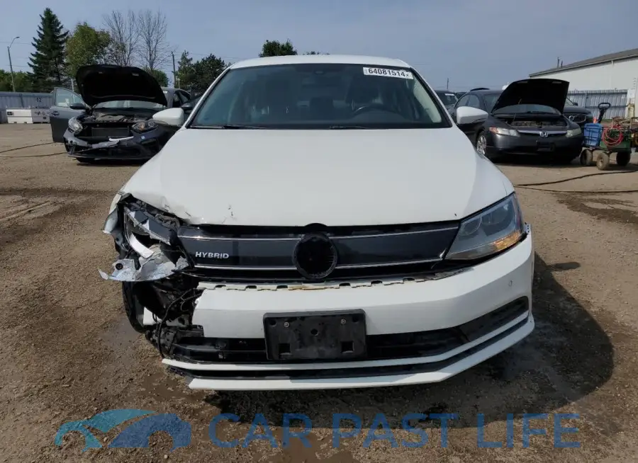 3VW637AJ5GM326897# 5