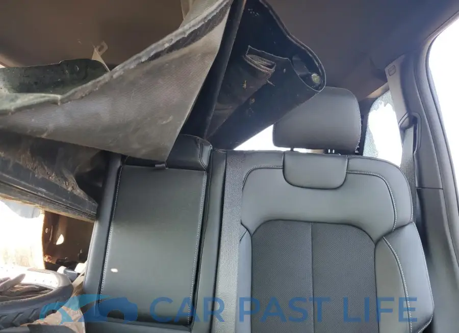 1C4RJHAG8P8702030# 10