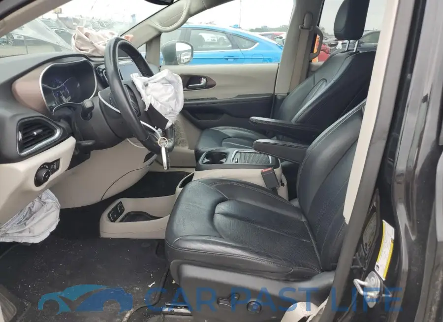 2C4RC1EG8JR261703# 7