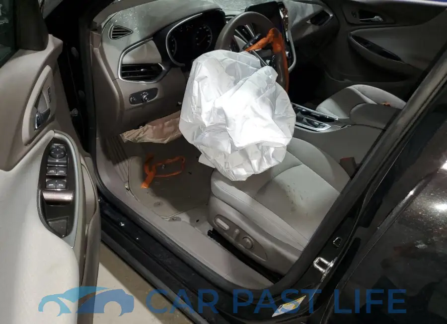 1G1ZD5ST1PF208968# 8