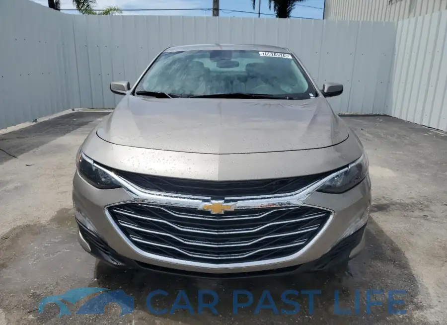 1G1ZD5ST8RF210641# 5