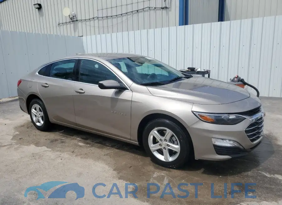 1G1ZD5ST8RF210641# 4