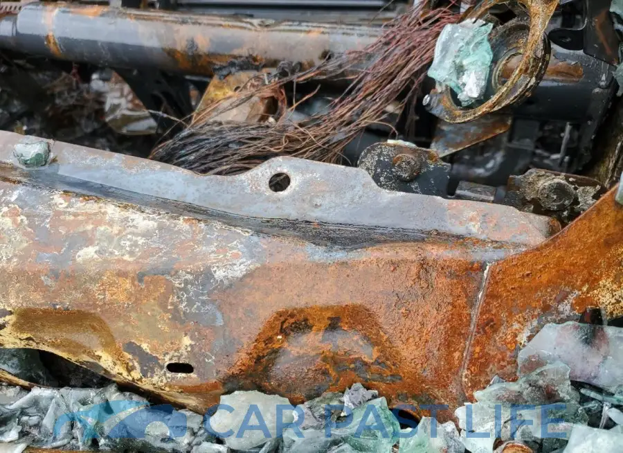 3C6UR5FL9KG656046# 12