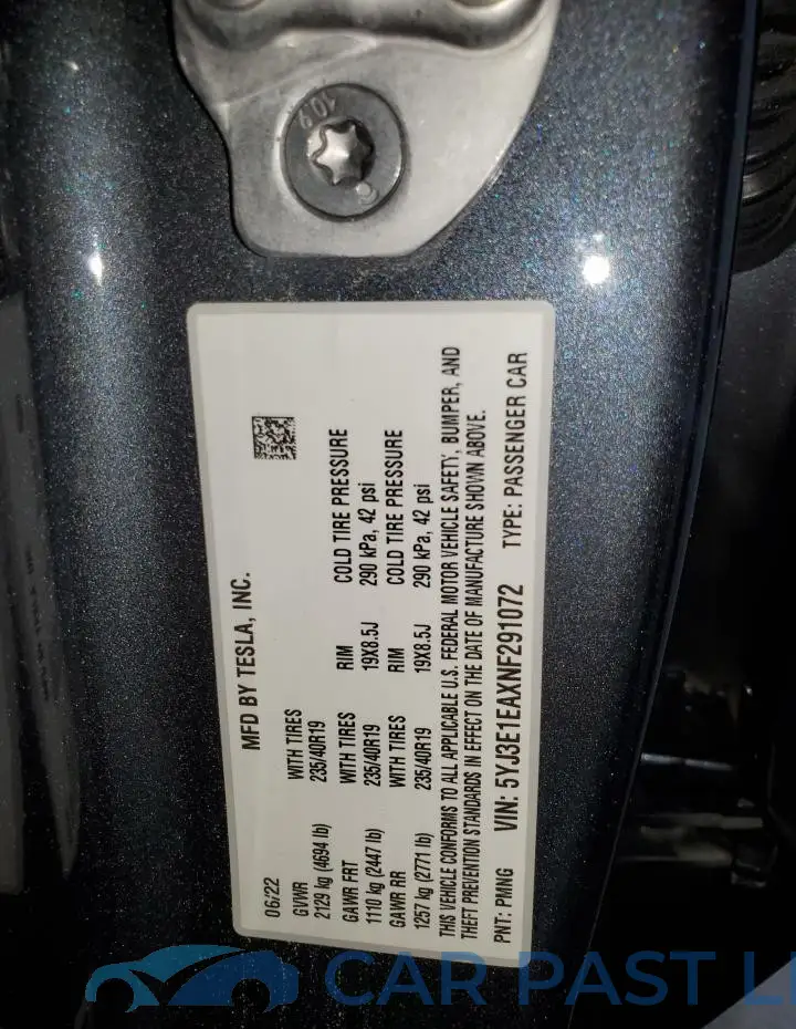5YJ3E1EAXNF291072# 13