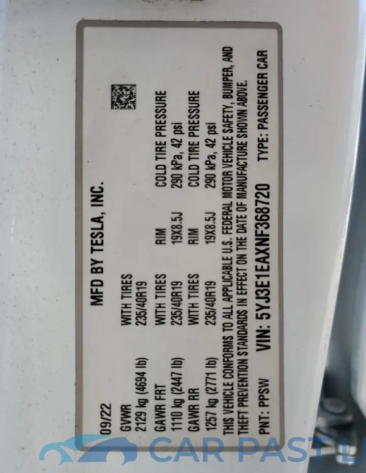5YJ3E1EAXNF368720# 13