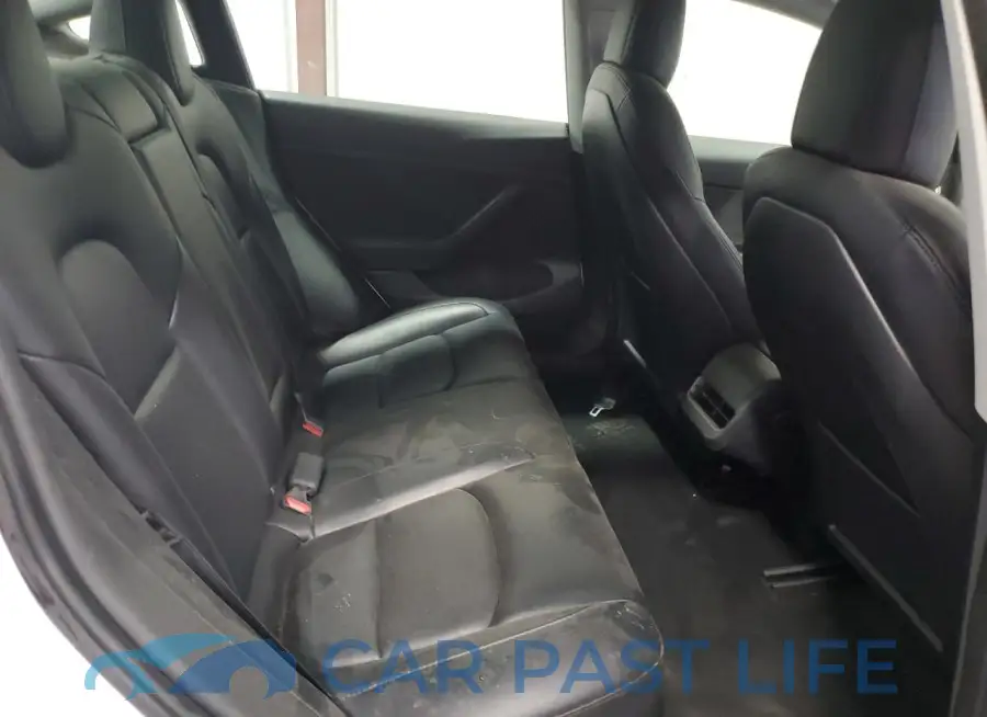 5YJ3E1EAXNF368720# 10