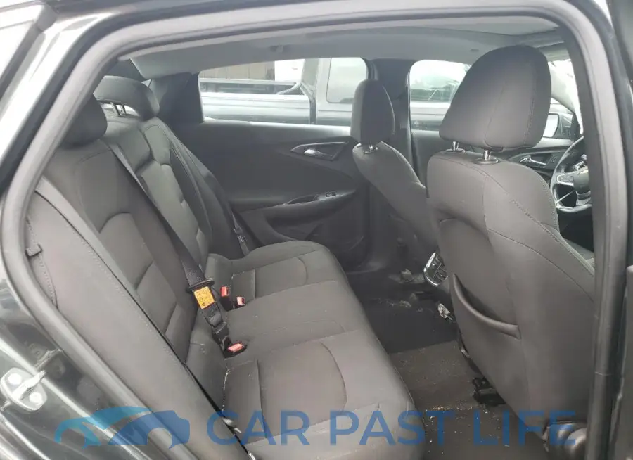 1G1ZD5ST3JF132385# 10